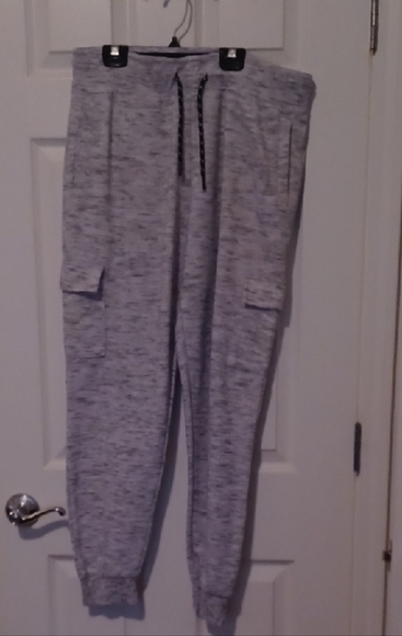 💙🌺Gray Jogger Pants - Picture 10 of 10